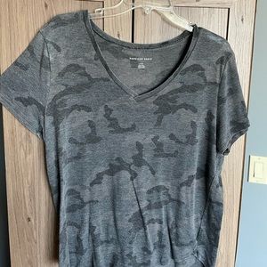 Black/grey camo American Eagle soft and sexy tee. Size L